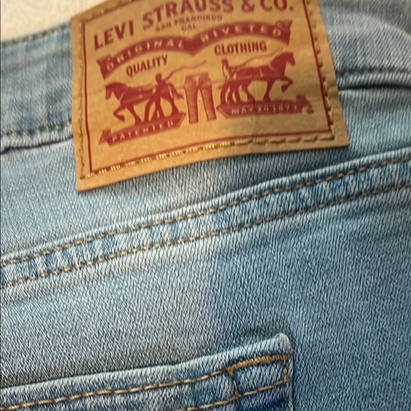 Light Blue Denim Jeans size 20w Levi’s Boyfriend Jeans  lil
Archive 0649 - Picture 3 of 4